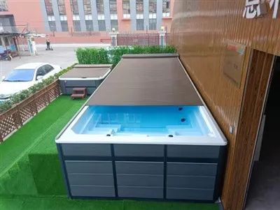 Алу. Накриття для басейну